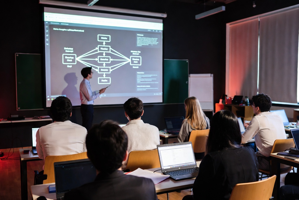 Top master ia online: ranking de programas flexibles en México